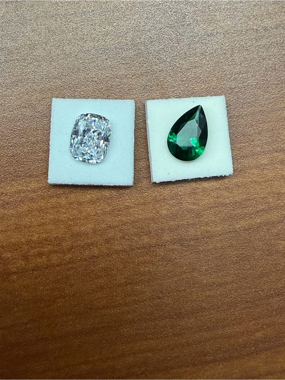 Gem Stones: Pear Cut 2ct Emerald Lab Grown & 3ct Cushion Cut Cubic Zirconia